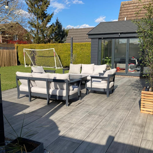 Decking or Paving: Which Should You Choose?
