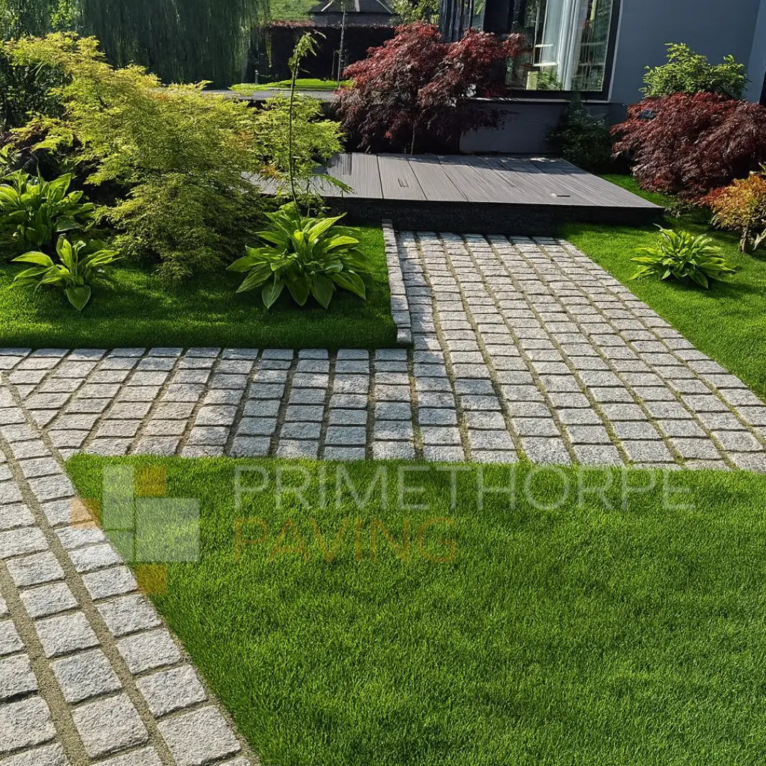 Silver Grey Granite Cobble Setts - 100x100mm