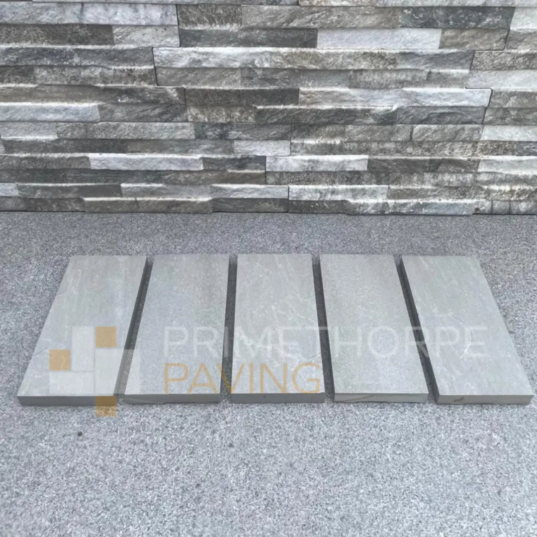 Kandla Grey Porcelain Cobble Setts – 200x100mm