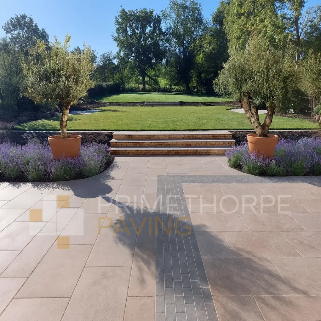 Masso Grey Porcelain Cobble Setts - 200x100mm