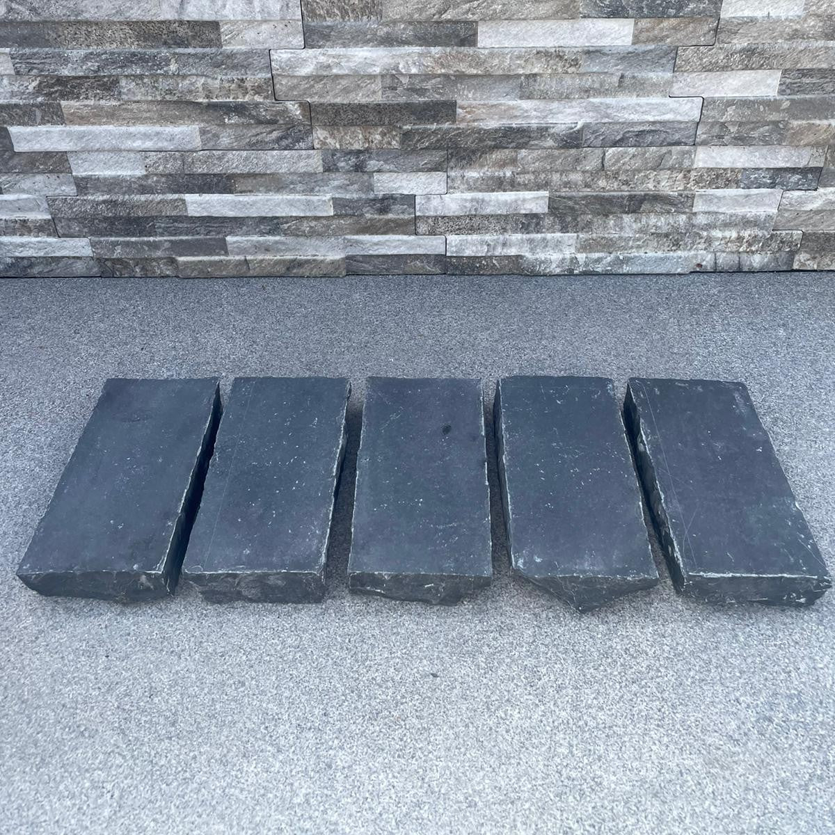 Kota Black Limestone Cobble Setts - 200x100mm