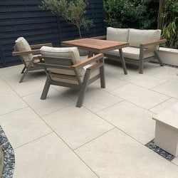 <p>Porcelain Paving<br/></p>